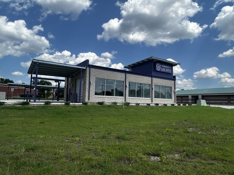 Primary Photo Of 1212 S Webb Rd, Wichita Carwash For Sale