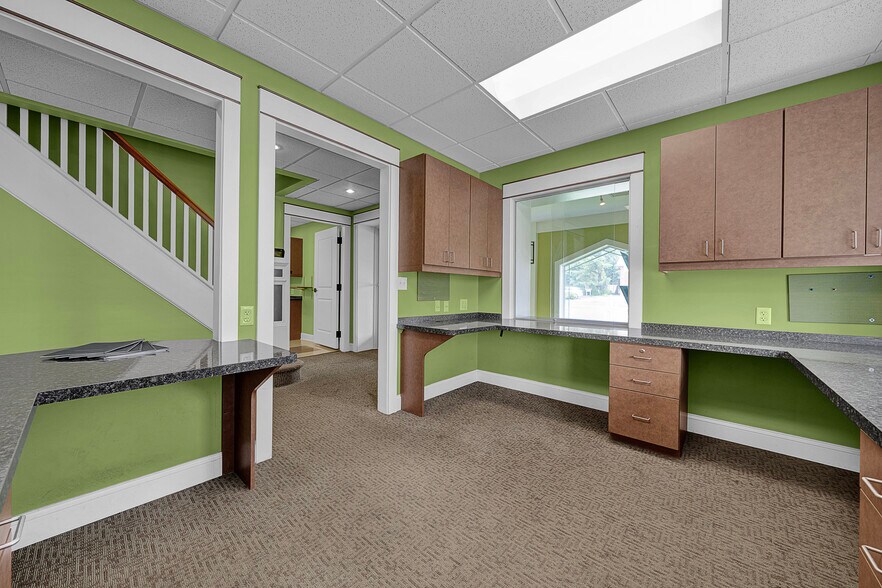 More Photos Of 4 W Township Line Rd, East Norriton Township Medical For Lease