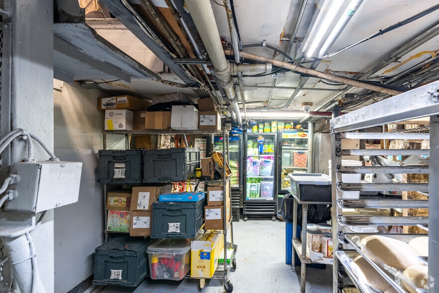 More Photos Of 177 Spring St, New York Apartments For Sale