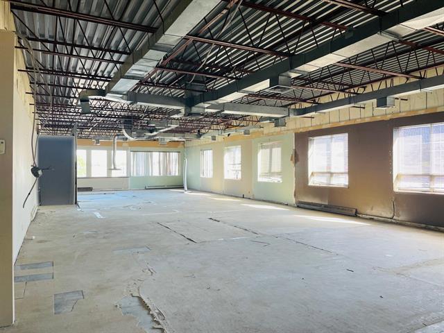 More Photos Of 745 Boul Saint-Joseph, Gatineau Office For Lease