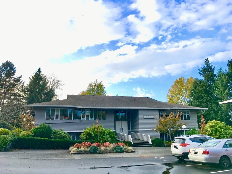 More Photos Of 14042 NE 8th St, Bellevue Medical For Lease