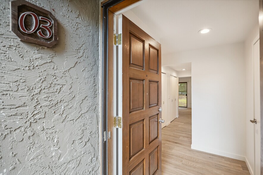 More Photos Of 1301 Bellevue Way SE, Bellevue Multifamily For Sale