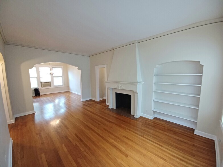 More Photos Of 219 W Magnolia Ave, San Antonio Apartments For Sale