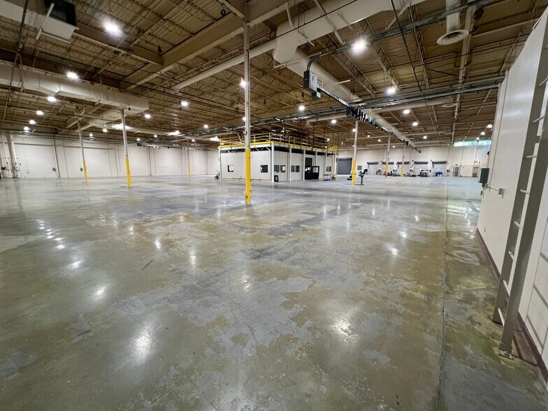 More Photos Of 2674 Westhills Ct, Simi Valley Manufacturing For Lease