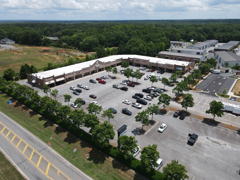 Primary Photo Of 1021 Jamestown Blvd, Watkinsville General Retail For Sale