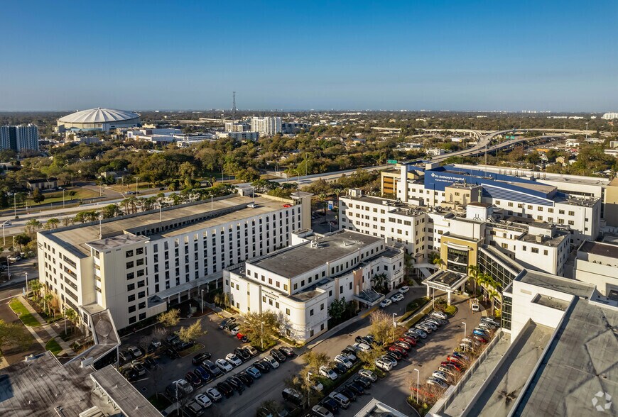 More Photos Of 560 Jackson St N, Saint Petersburg Medical For Lease