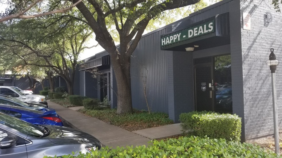 More Photos Of 8711 Burnet Rd, Austin Unknown For Lease