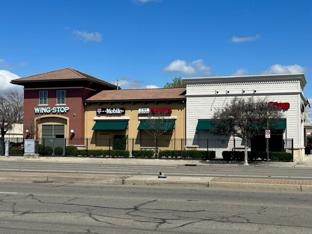 More Photos Of 7910 Lower Sacramento Rd, Stockton Freestanding For Lease