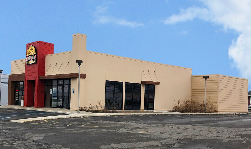 More Photos Of 4005 Plainfield Ave NE, Grand Rapids Restaurant For Lease