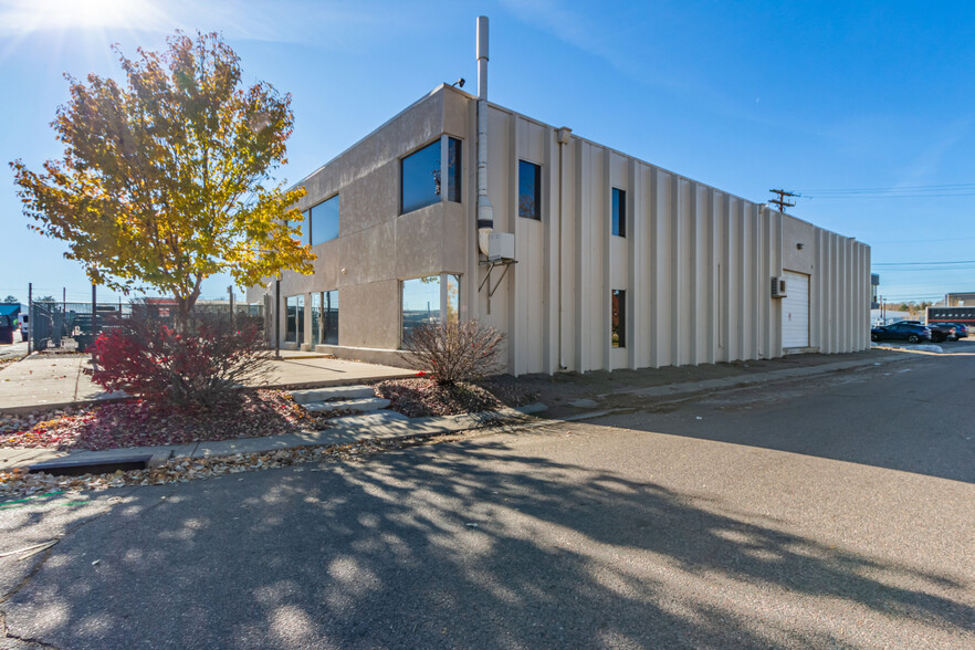 Primary Photo Of 1001 S Galapago St, Denver Warehouse For Sale