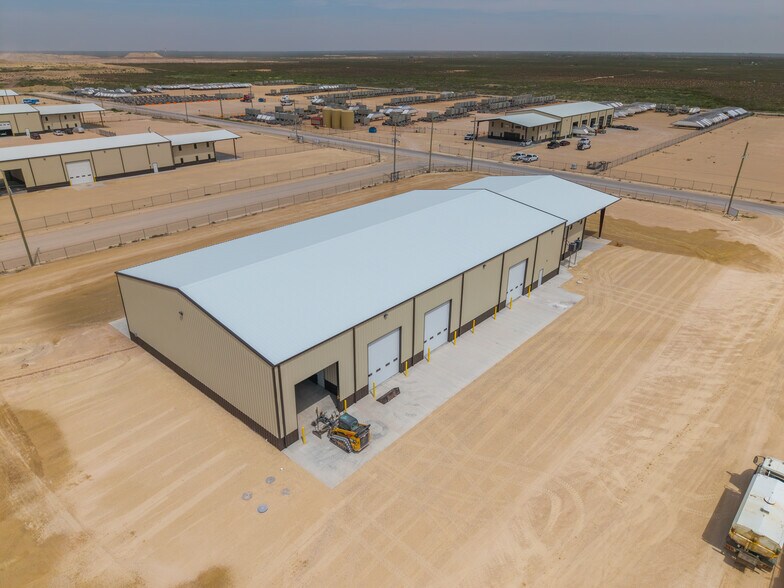 More Photos Of 16697 W Basin St, Odessa Industrial For Lease
