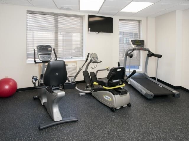 More Photos Of 2220 E Lake St, Minneapolis Apartments For Lease