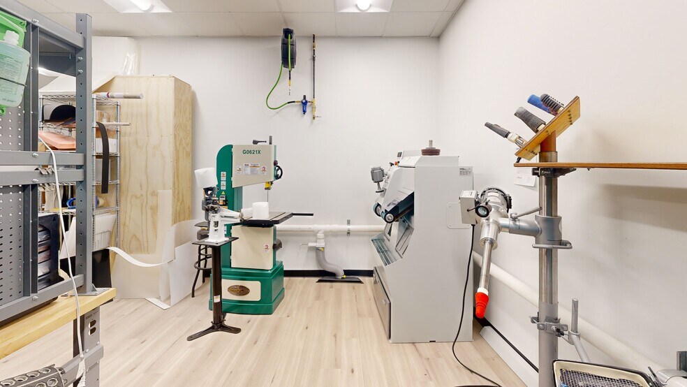 More Photos Of 4500 S Dixieland Rd, Rogers Medical For Lease