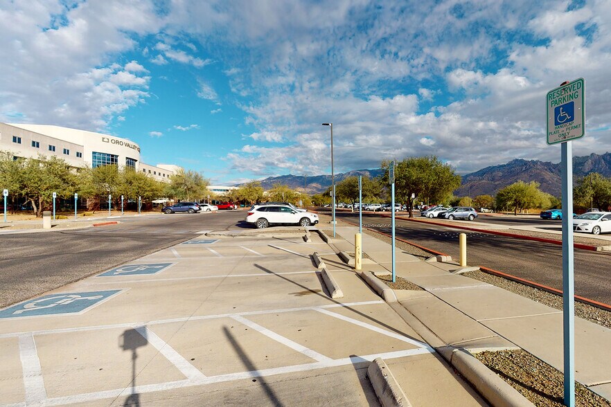 More Photos Of 1521 E Tangerine Rd, Oro Valley Medical For Lease