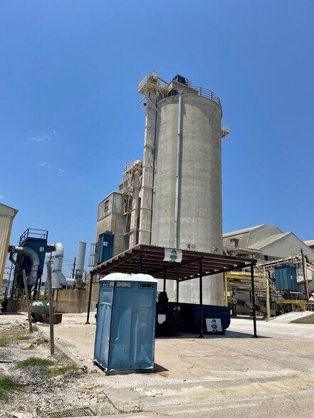 More Photos Of 4241 Highway 563, Simsboro Warehouse For Sale