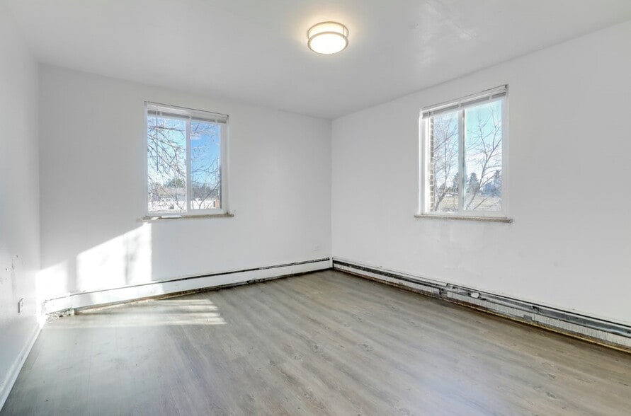 More Photos Of 1321 Yosemite St, Denver Apartments For Sale