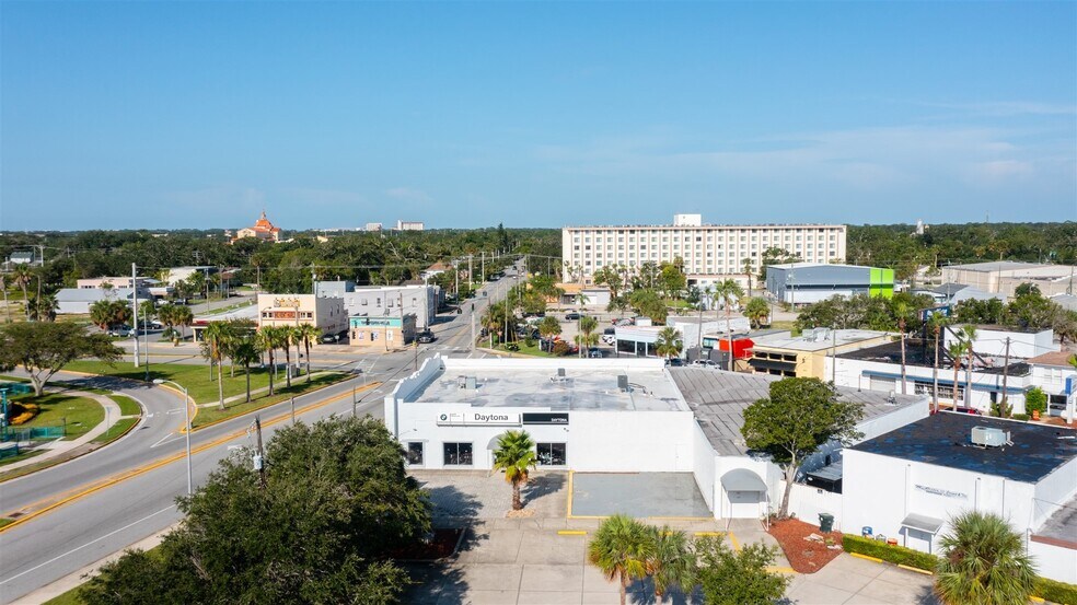 More Photos Of 118 Fairview Ave, Daytona Beach Freestanding For Sale