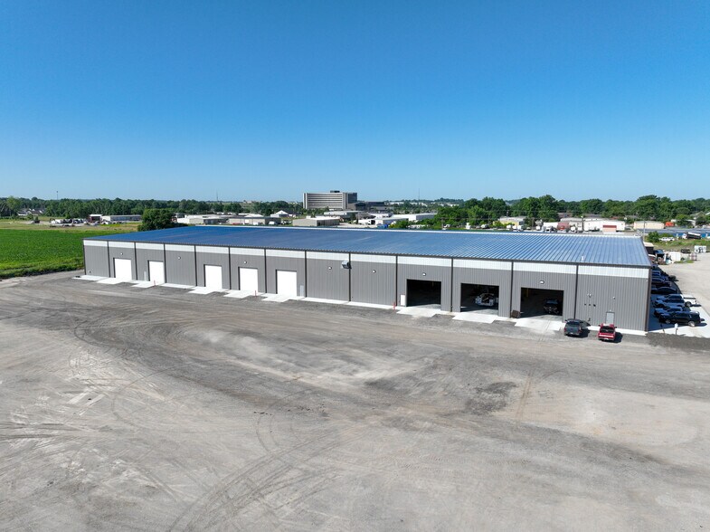 More Photos Of 4148 Highway 144, Owensboro Distribution For Lease