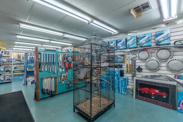 More Photos Of 6247 E 15th St, Tulsa Auto Repair For Sale