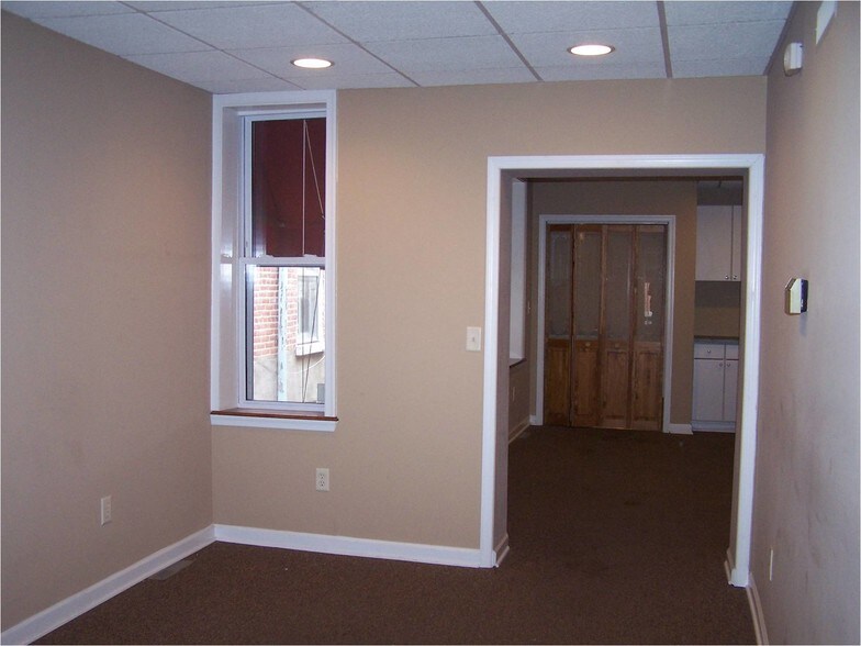 More Photos Of 202 N Union St, Wilmington Storefront Retail Residential For Sale