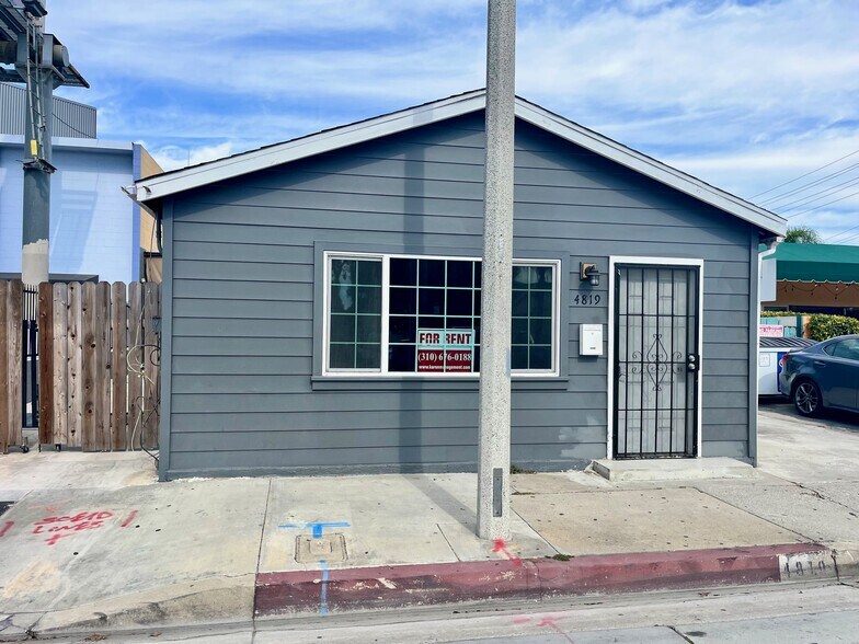 More Photos Of 4819 W Marine Ave, Lawndale Office For Lease