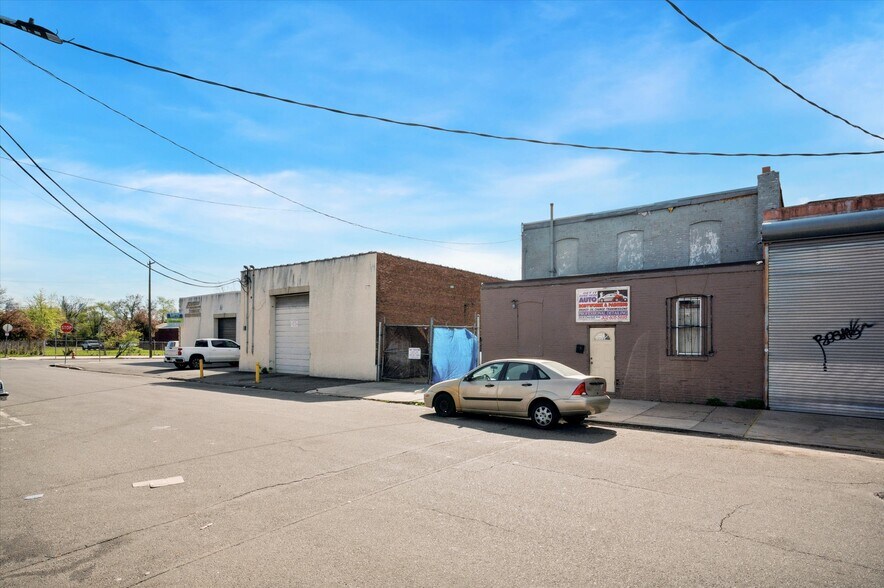 More Photos Of 5400 Paschall Ave, Philadelphia Warehouse For Sale