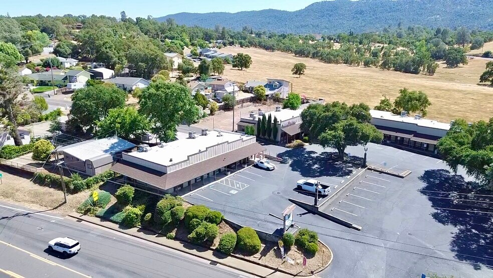 Primary Photo Of 373 W Saint Charles St, San Andreas Bank For Lease