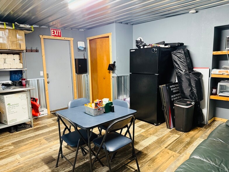 More Photos Of 1330 S Main St, Rice Lake Flex For Sale