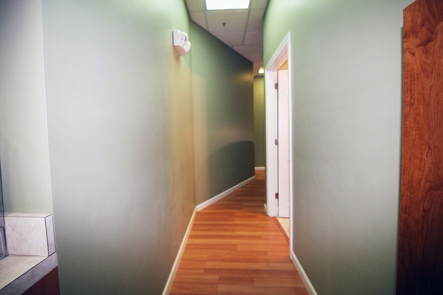 More Photos Of 845 N Main St, Providence Medical For Sale