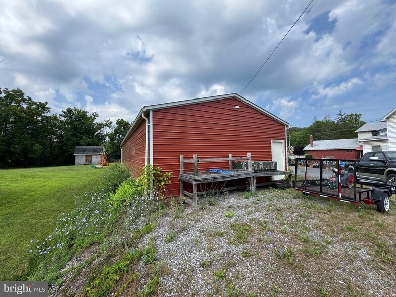 More Photos Of 8244 Cumberland rd, Springfield Freestanding For Sale