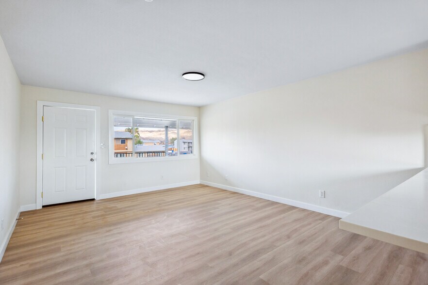 More Photos Of 1772 Rio Grande Rd, Bullhead City Multifamily For Sale