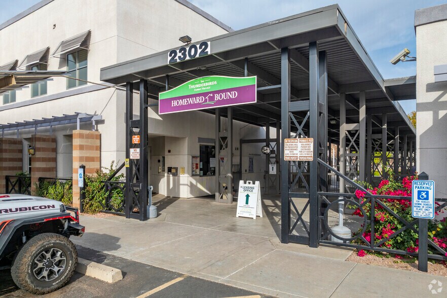 More Photos Of 2302 W Colter St, Phoenix Apartments For Lease