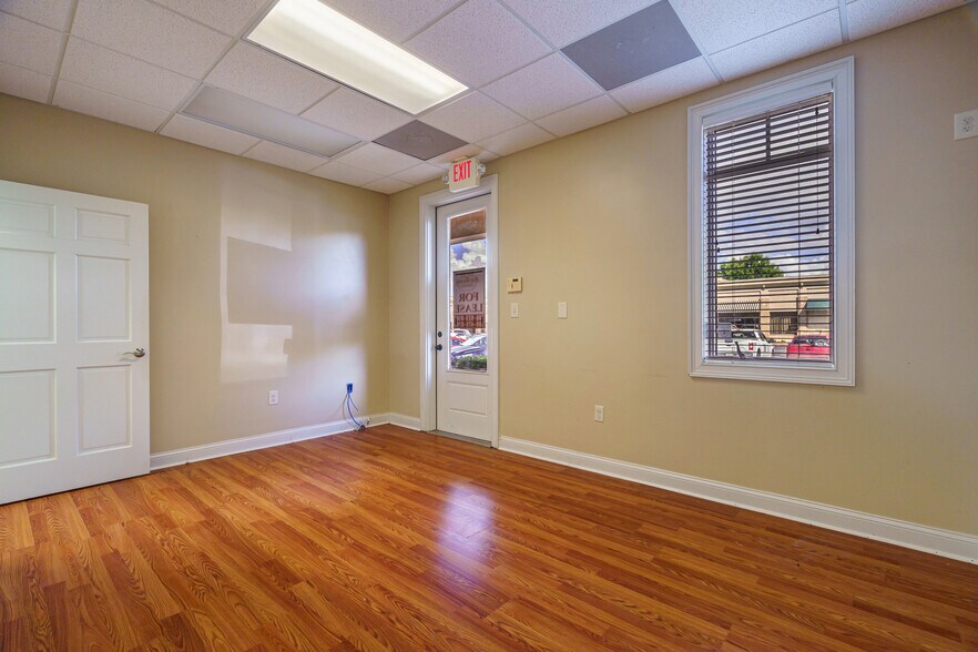 More Photos Of 112 Harmony Crossing, Eatonton Medical For Lease