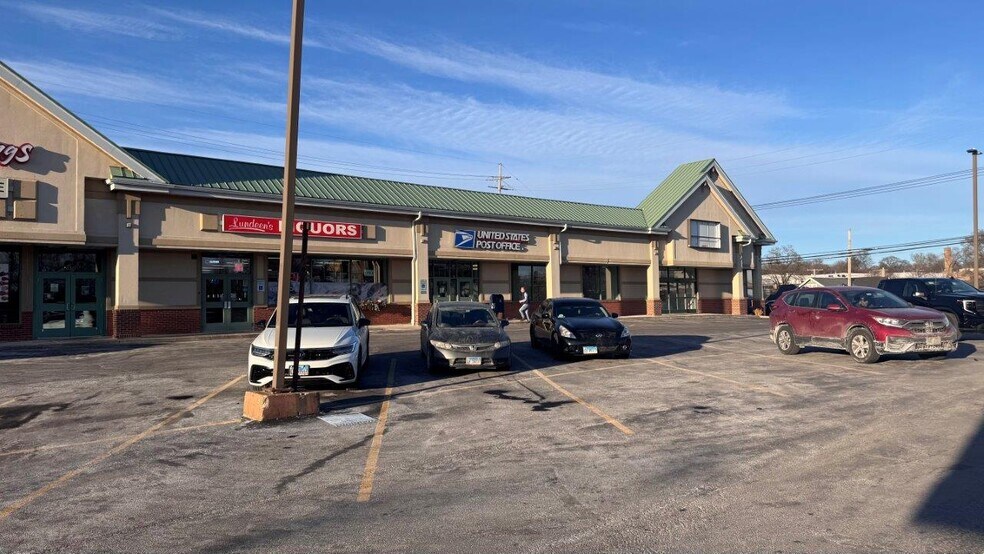 More Photos Of 620 E Main St, St Charles Medical For Lease