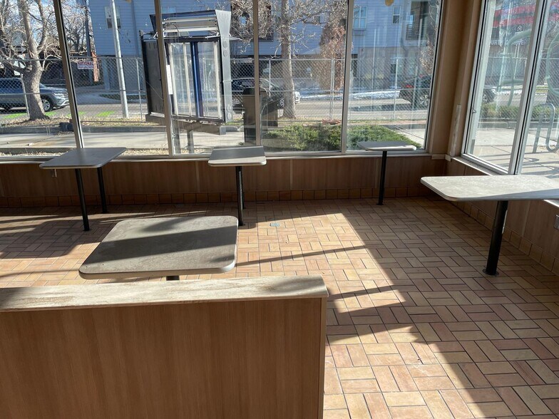 More Photos Of 3200 Downing St, Denver Fast Food For Sale