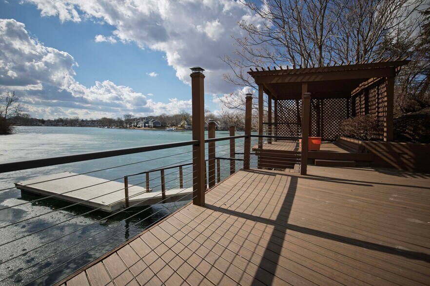 More Photos Of 3809 E 82nd St, Indianapolis Freestanding For Lease