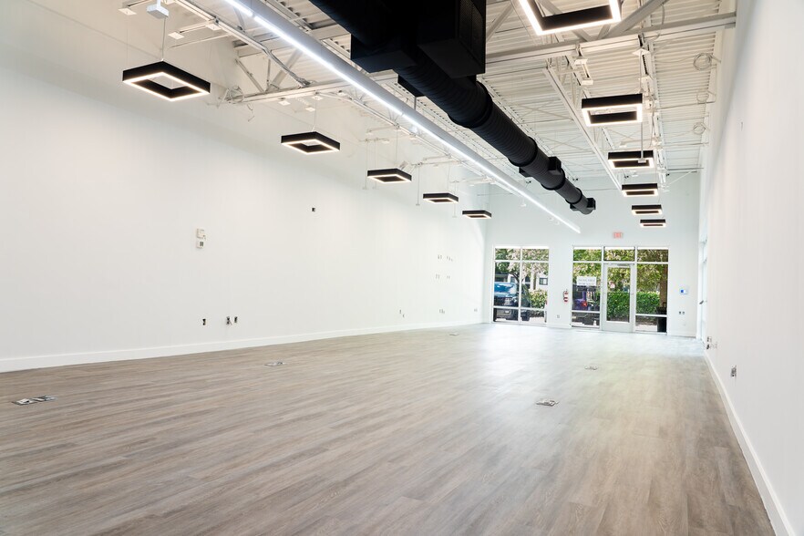 More Photos Of 8931-8947 W Atlantic Blvd, Coral Springs Unknown For Lease