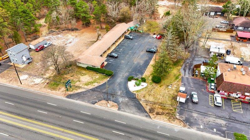 More Photos Of 1005 Black Horse Pike Hwy, Hammonton Hotel For Sale