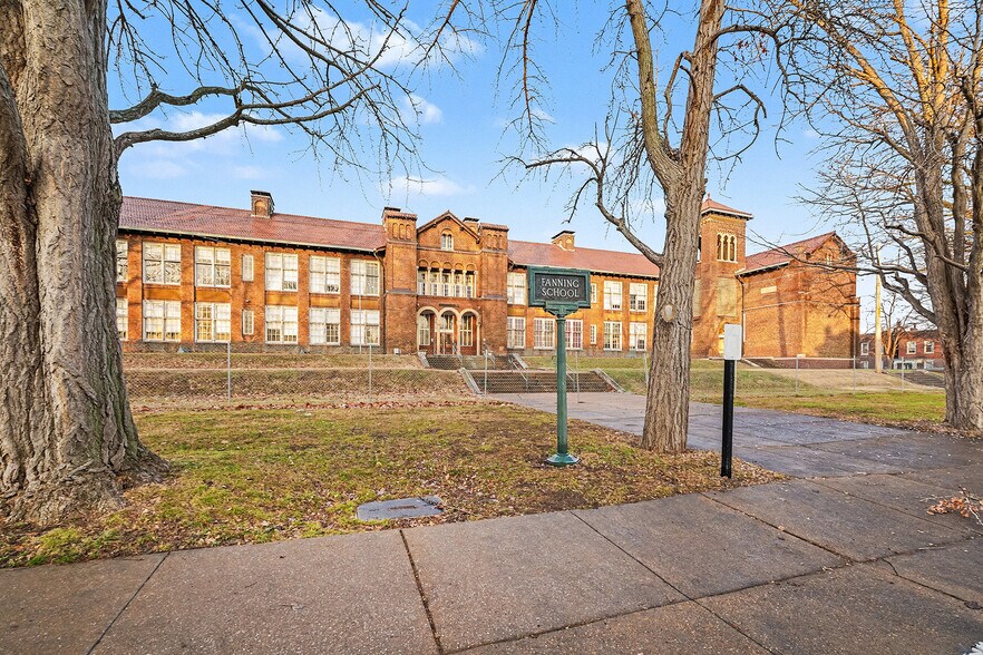 More Photos Of 3417 Grace Ave, Saint Louis Schools For Sale