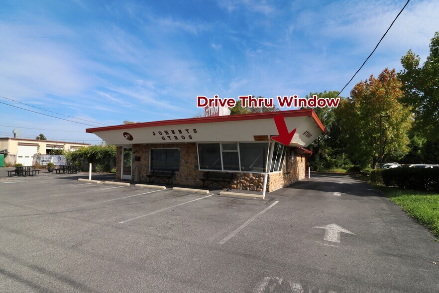 More Photos Of 2722 Easton Ave, Bethlehem Restaurant For Sale