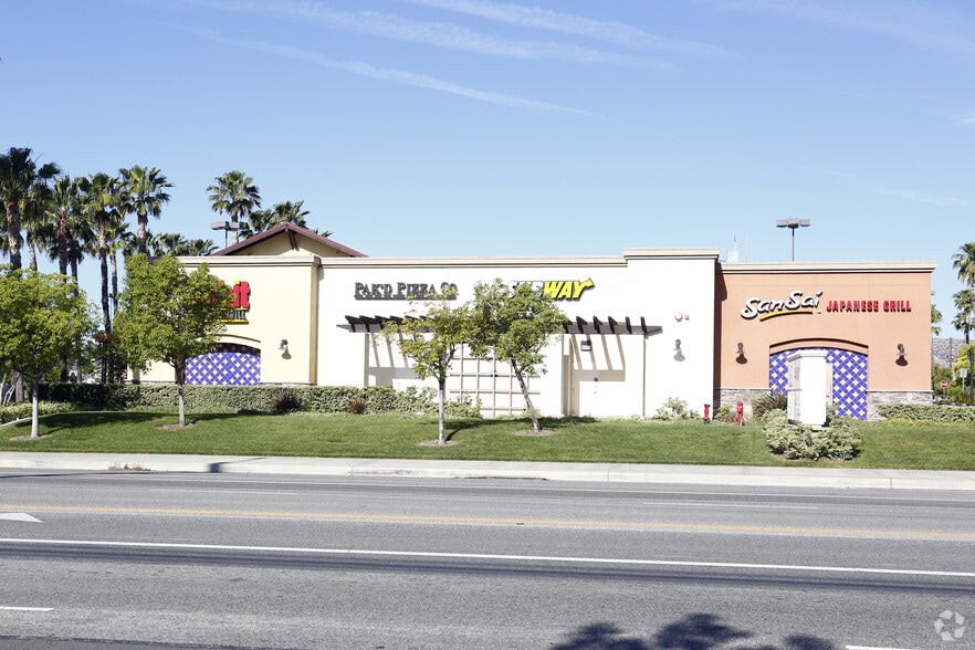 More Photos Of 9243 Winnetka Ave, Chatsworth Freestanding For Lease