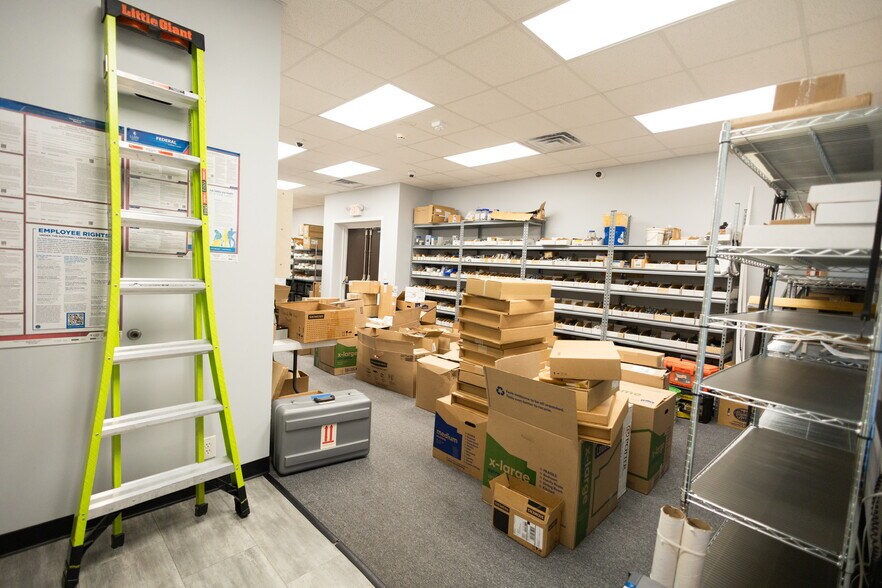 More Photos Of 190 Tenby Chase Dr, Delran Office For Lease