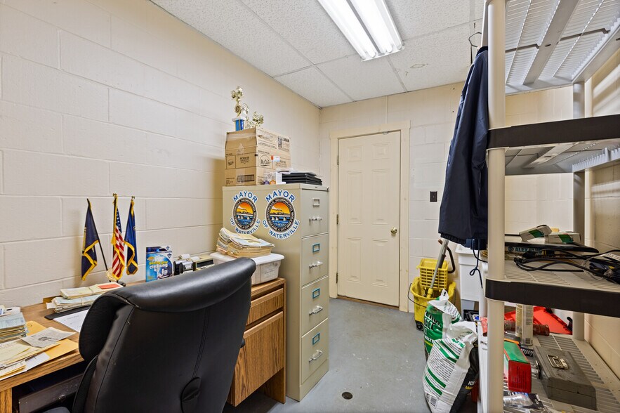 More Photos Of 120 Drummond Ave, Waterville Freestanding For Sale