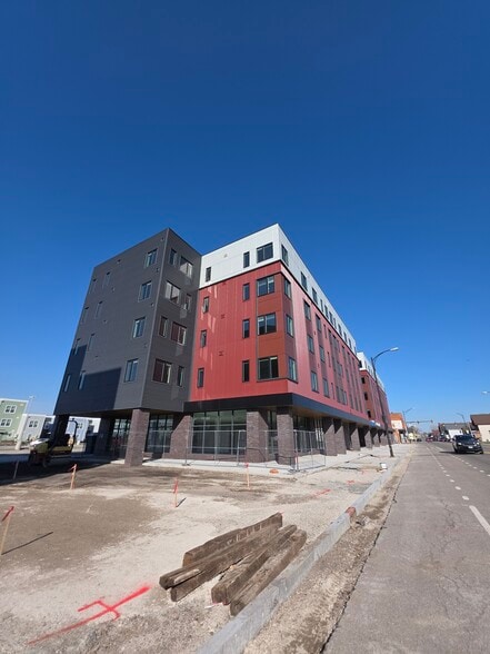 More Photos Of 450 S Park Ave, Buffalo Storefront Retail Residential For Lease