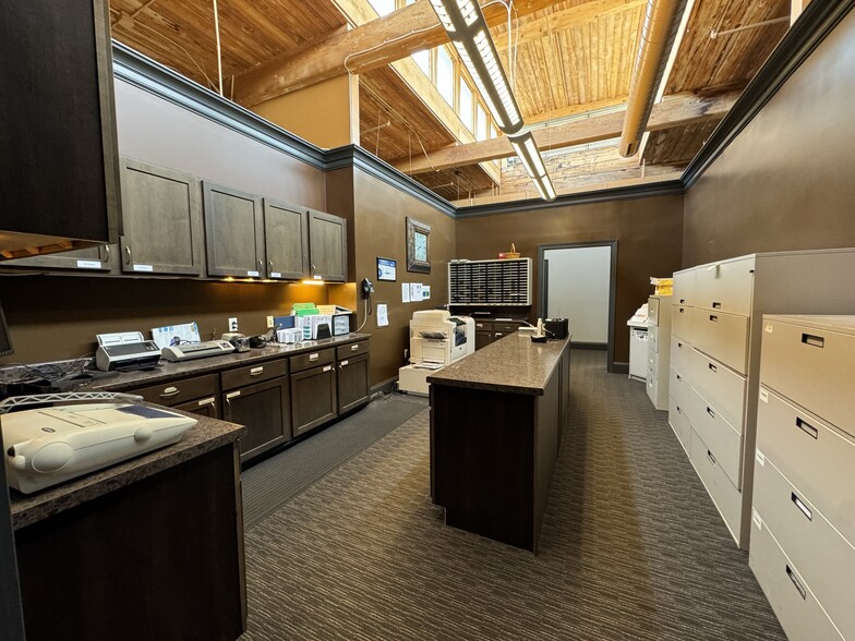 More Photos Of 2200-2300 Sutherland Ave, Knoxville Office For Lease