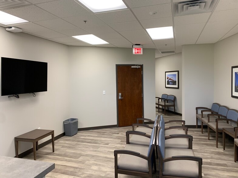 More Photos Of 5380 Hickory Hollow Pky, Nashville Medical For Lease