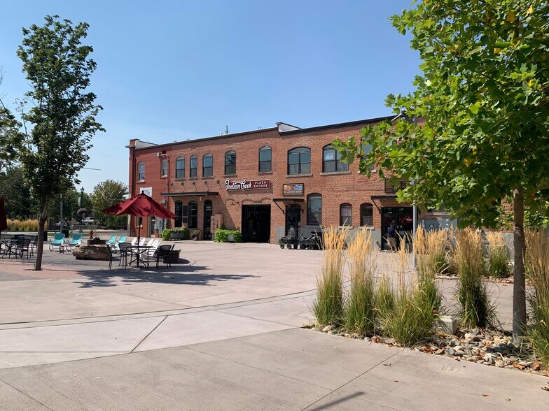 More Photos Of 710-712 Arthur St, Caldwell Storefront For Lease