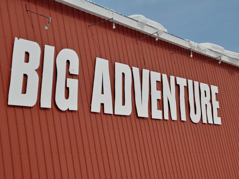 More Photos Of 12 North Rd, Bethel Golf Course Driving Range For Lease