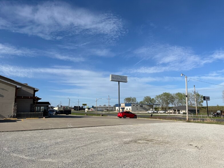 More Photos Of 1423 S US Old Highway 75, Sabetha Hotel For Sale
