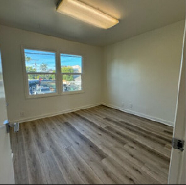 More Photos Of 301-311 Washington Blvd, Marina del Rey Office For Lease